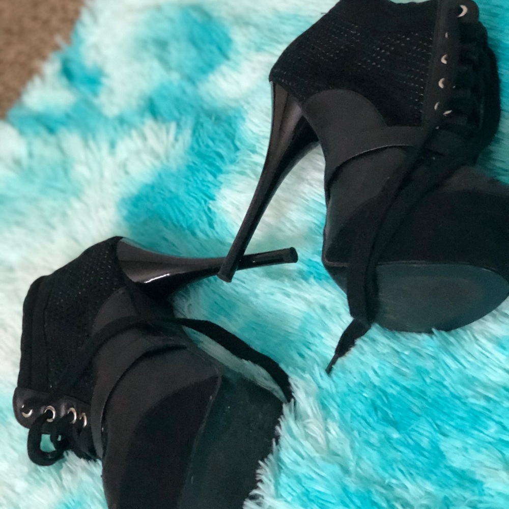 High Heeled Ankled Boots